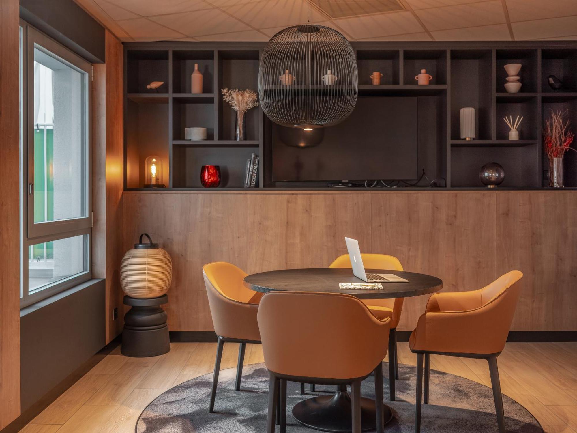 Отель Ibis Paris Gare Montparnasse Catalogne Экстерьер фото